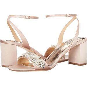 Stunning NEW Rhinestone Badgley Mischka Clara Sandal Heels BLUSH 5.5 BRIDE